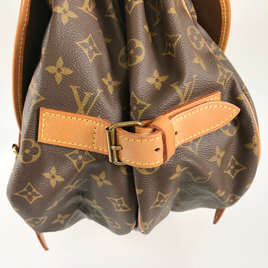 LOUIS VUITTON Monogram Saumur 43 M42252 Shoulder bag