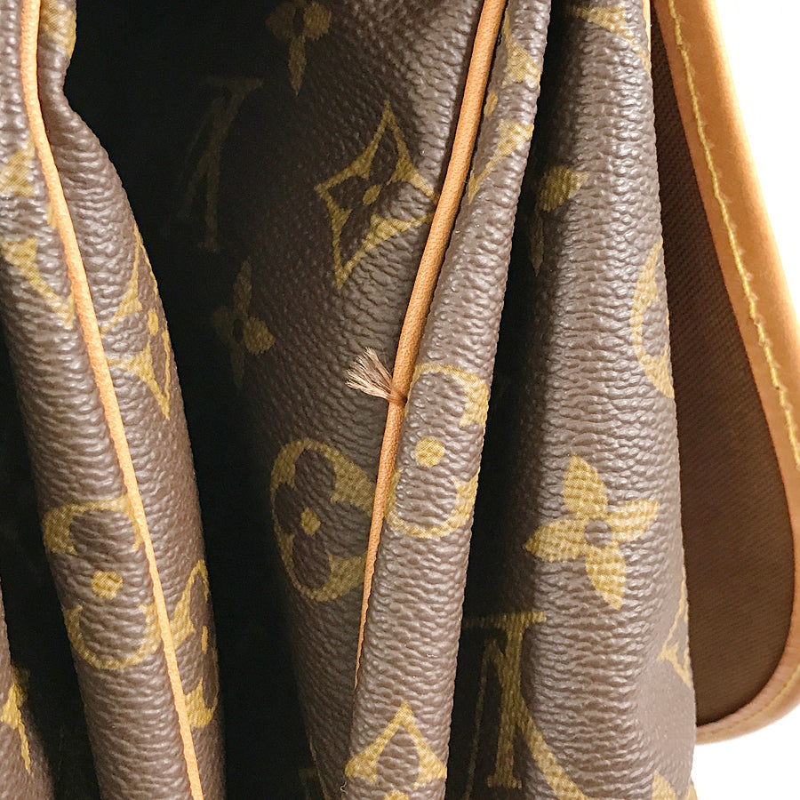 LOUIS VUITTON Monogram Saumur 43 M42252 Shoulder bag