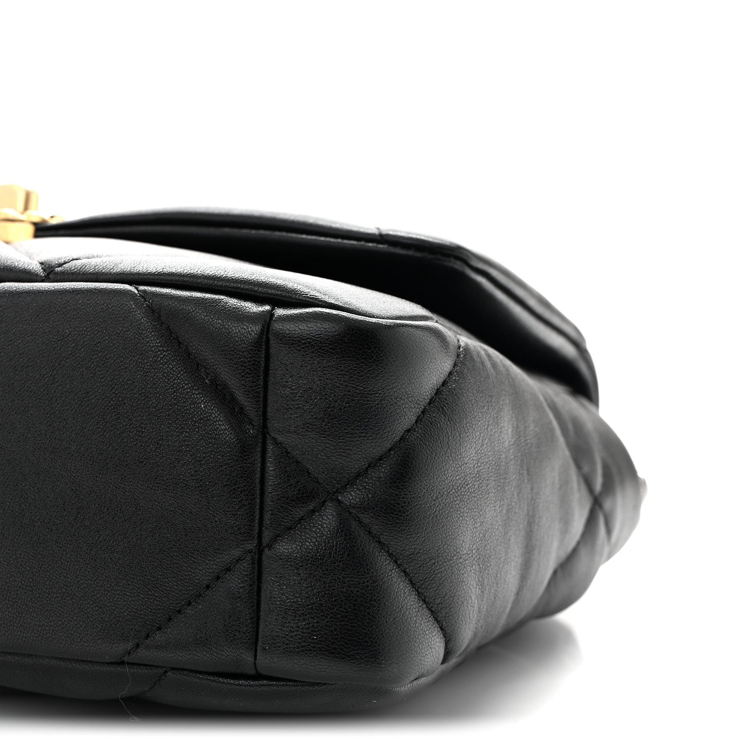 Lambskin Quilted Medium Chanel 19 Flap Black