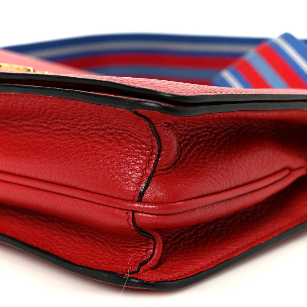 Vitello Daino Flap Crossbody Rosso
