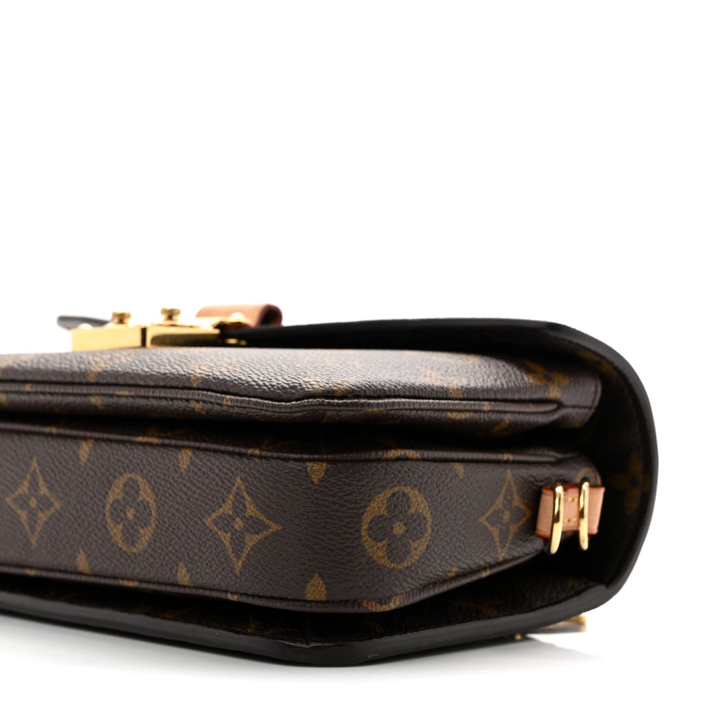 Monogram Pochette Metis East West