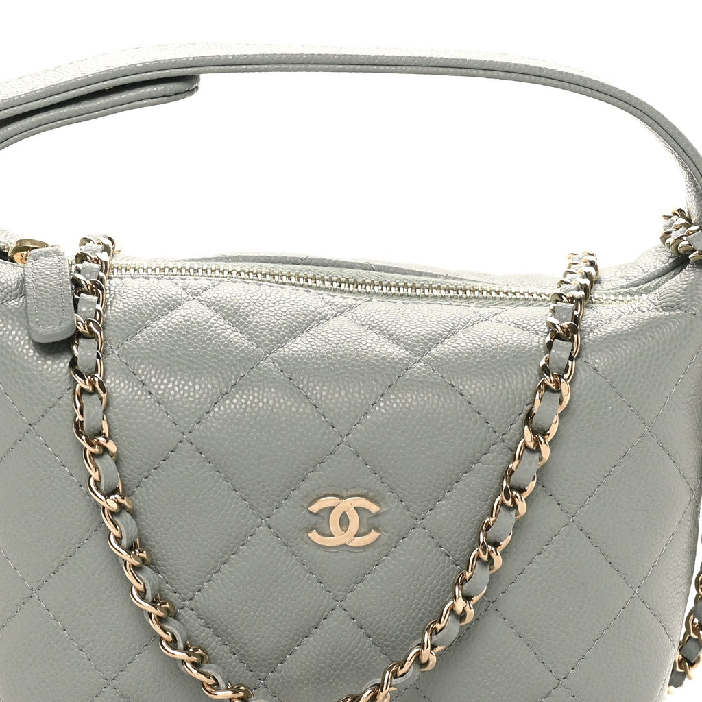 Caviar Quilted Hobo Clutch With Chain Light Green Light Green