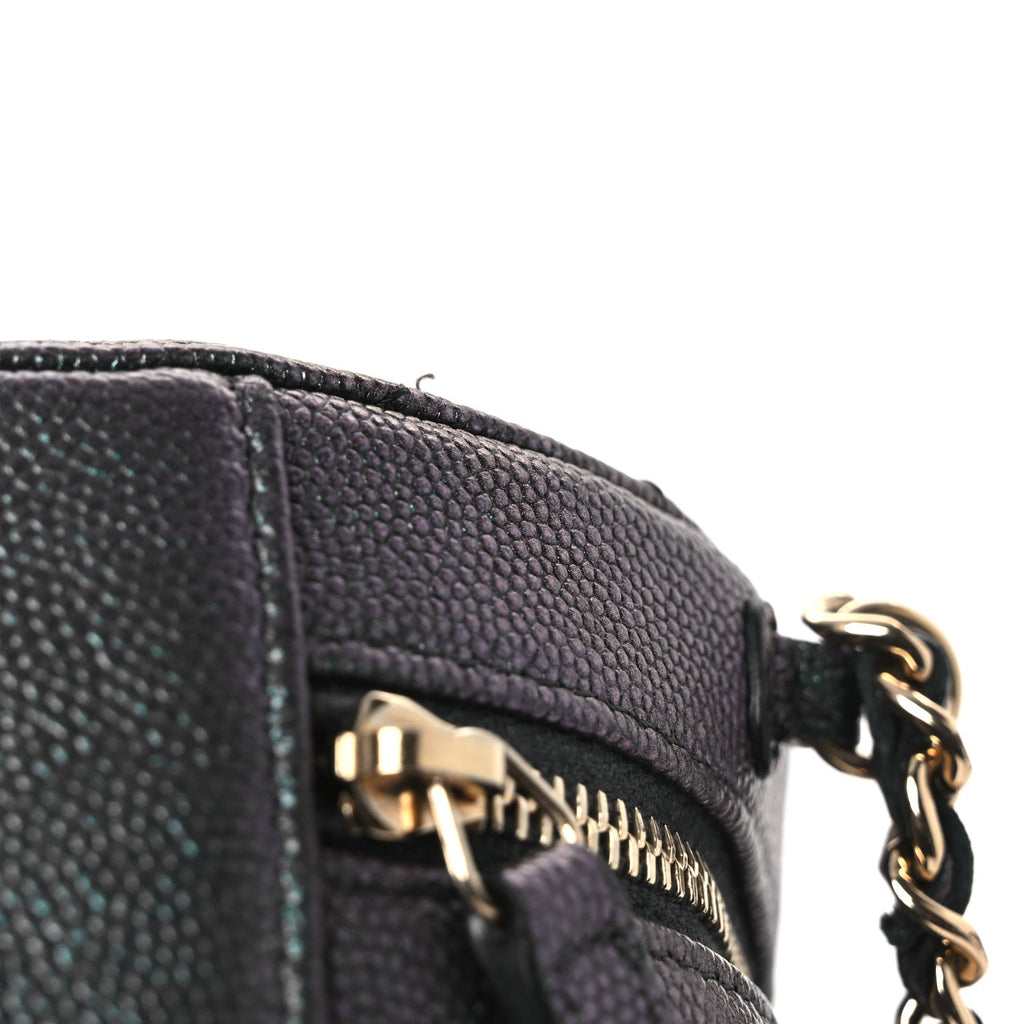 Iridescent Caviar Quilted Round Clutch With Chain Black