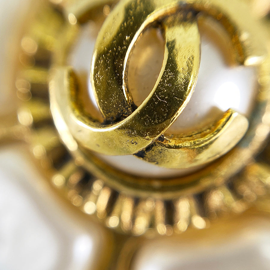 CHANEL Earring