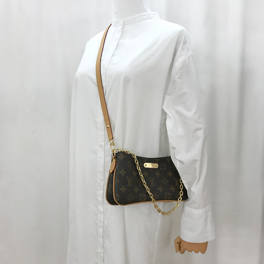 LOUIS VUITTON Monogram Pochette Liv M83008 Shoulder bag