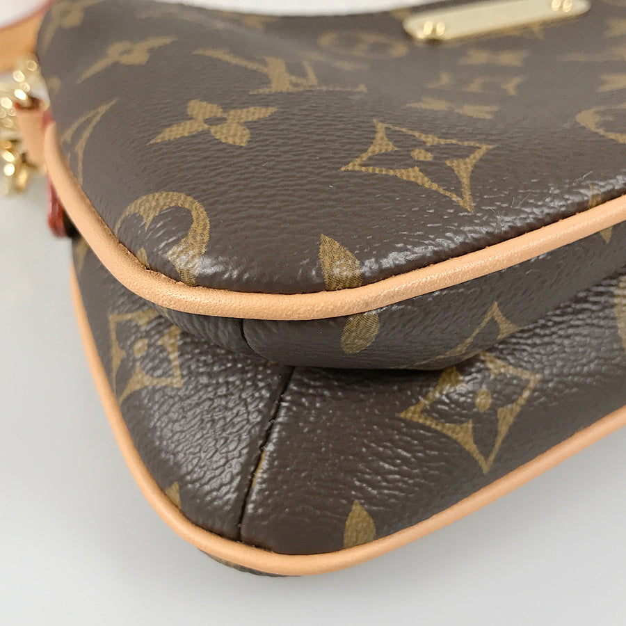 LOUIS VUITTON Monogram Pochette Liv M83008 Shoulder bag