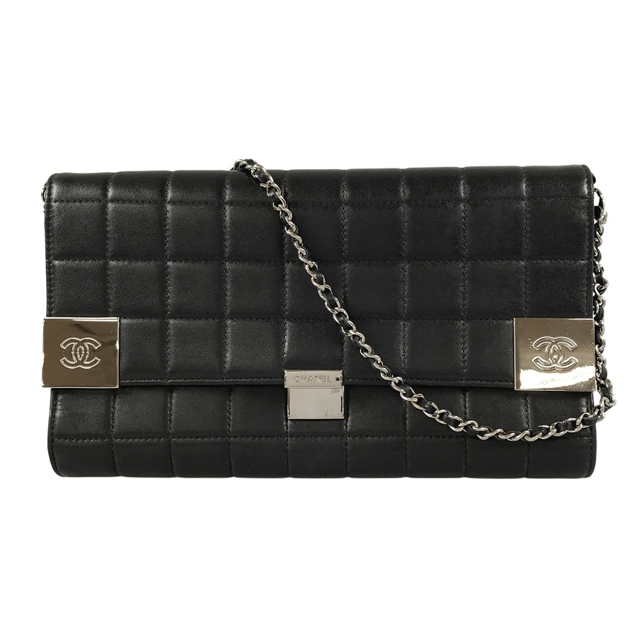 CHANEL Chocolate Bar Shoulder bag