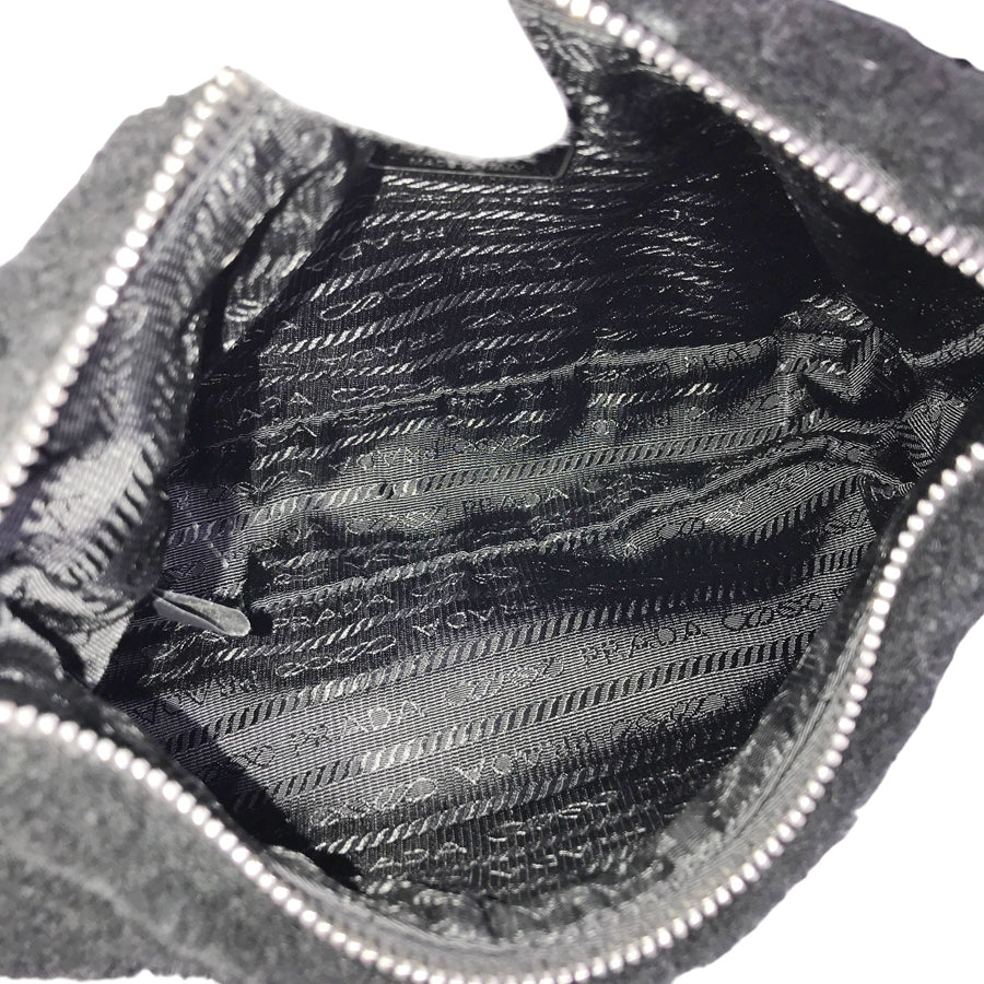 PRADA Re-Edition 2005 1BH204 Shoulder bag