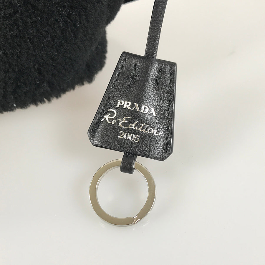 PRADA Re-Edition 2005 1BH204 Shoulder bag