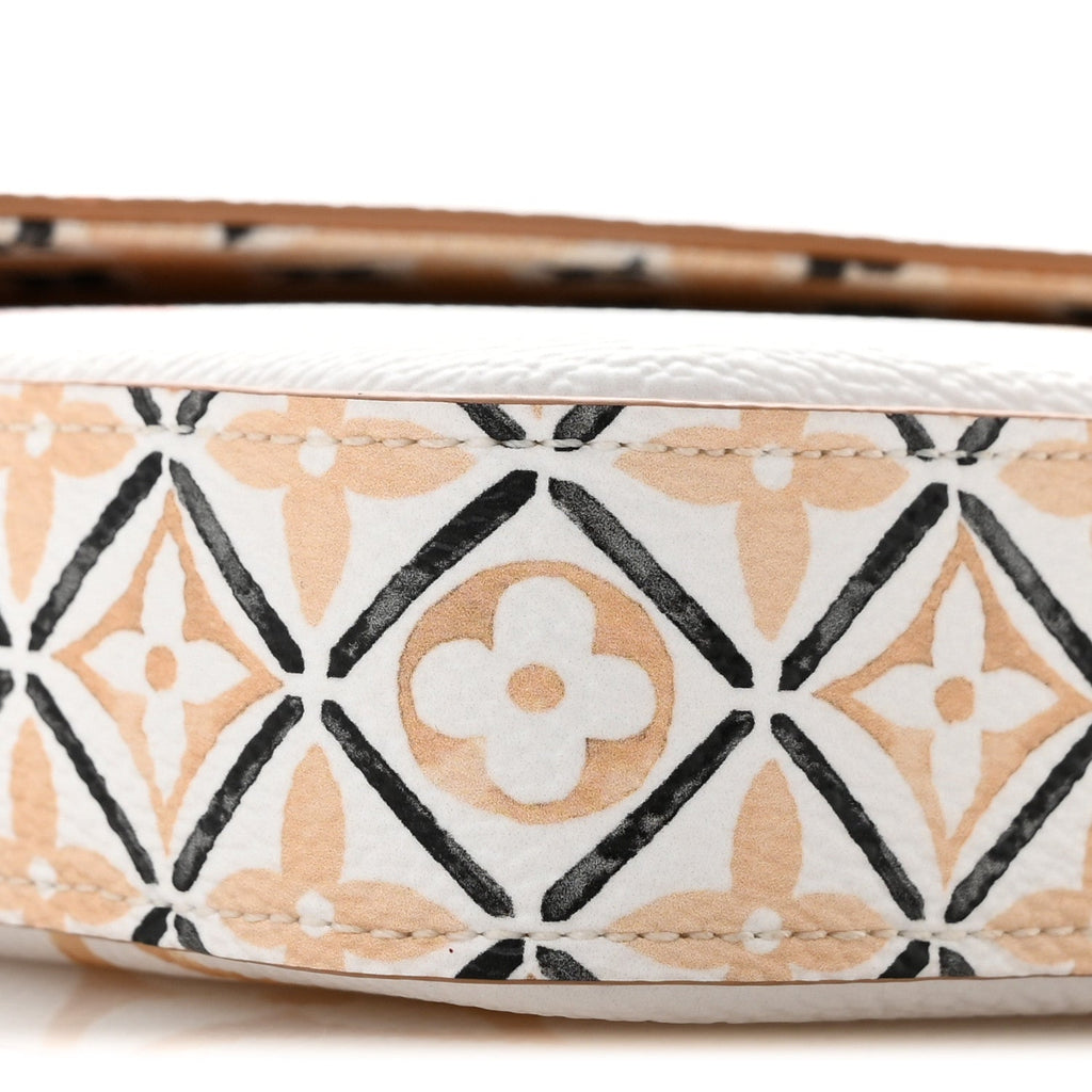 Monogram Giant By The Pool 2.0 Felicie Pochette Chain Wallet Beige
