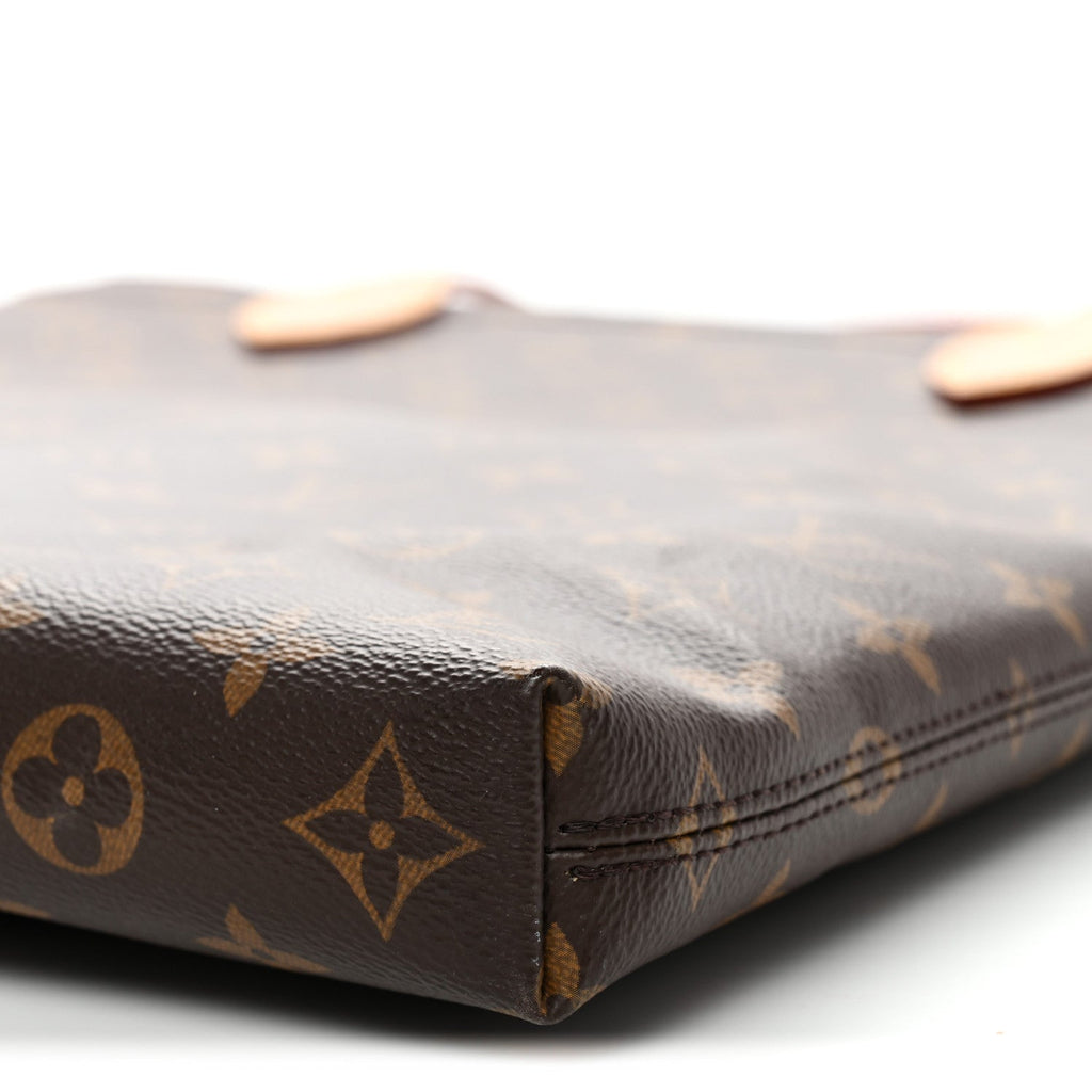 Monogram Carry It