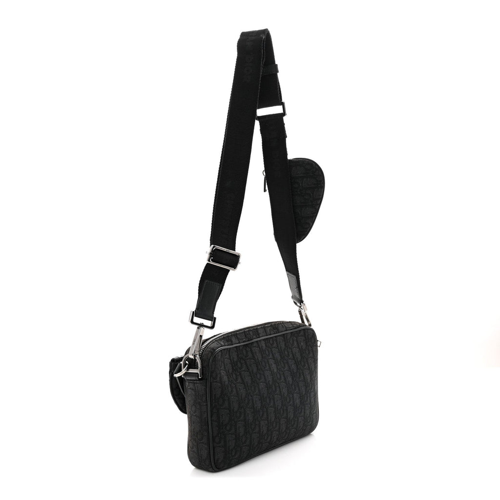 Oblique Saddle Triple Pouch Black