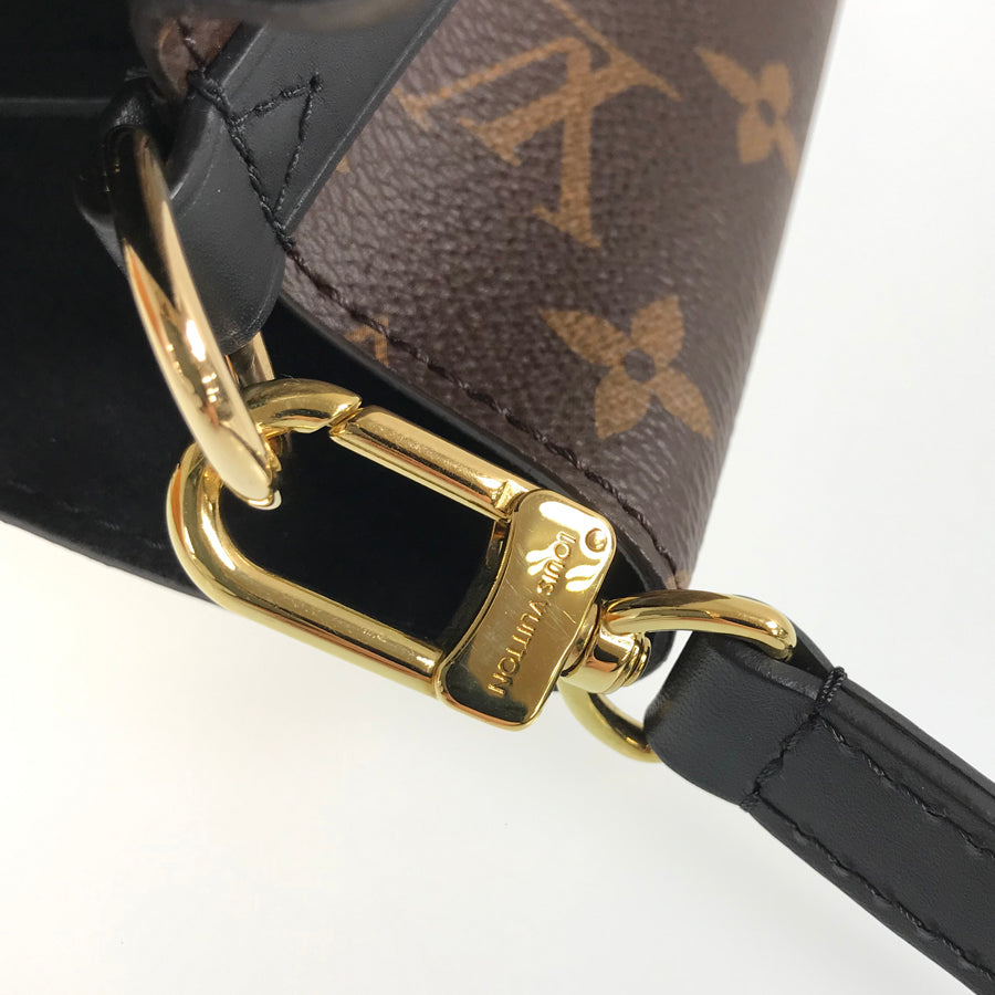 LOUIS VUITTON Monogram Neo Noe M44020 Shoulder bag