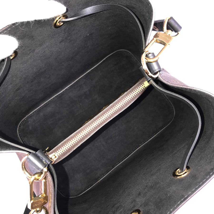 LOUIS VUITTON Monogram Neo Noe M44020 Shoulder bag