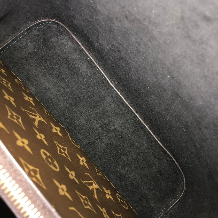 LOUIS VUITTON Monogram Neo Noe M44020 Shoulder bag