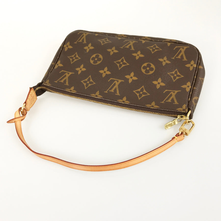 LOUIS VUITTON Monogram Pochette Accessoires M51980 Pouch