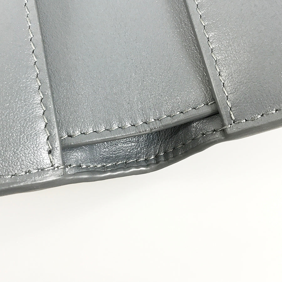 BOTTEGA VENETA Maxi Intrecciato cassette Bifold wallet