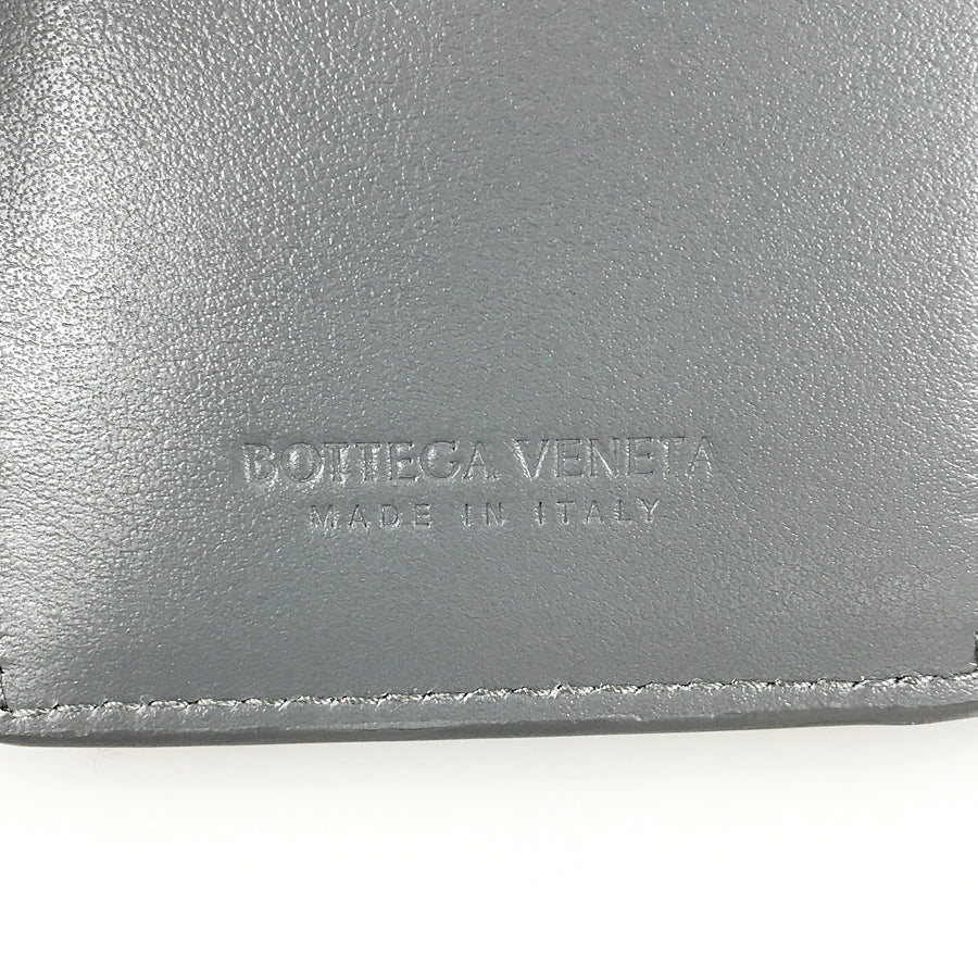 BOTTEGA VENETA Maxi Intrecciato cassette Bifold wallet