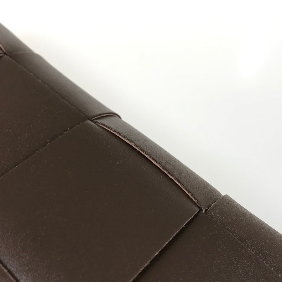BOTTEGA VENETA Maxi Intrecciato Long wallet Round zipper