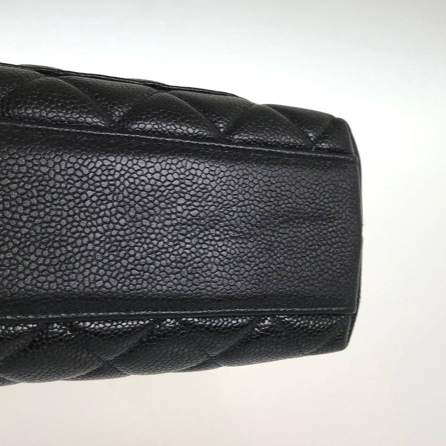 CHANEL Matelasse Hand bag