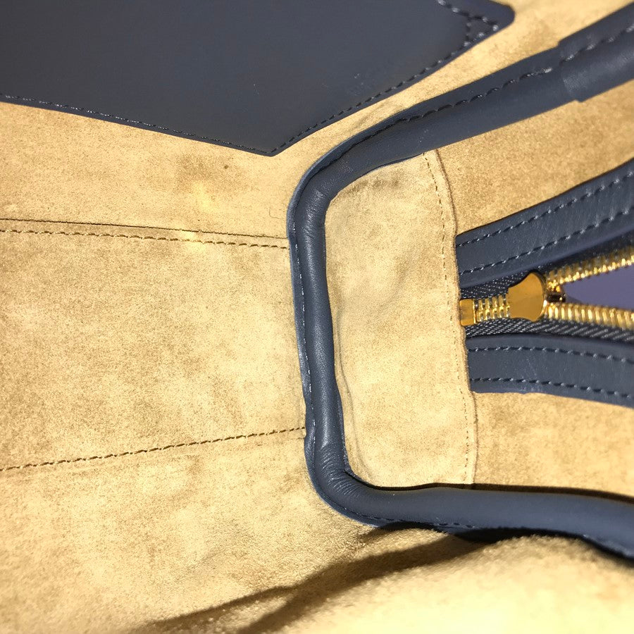 LOEWE Amazona 16 Hand bag