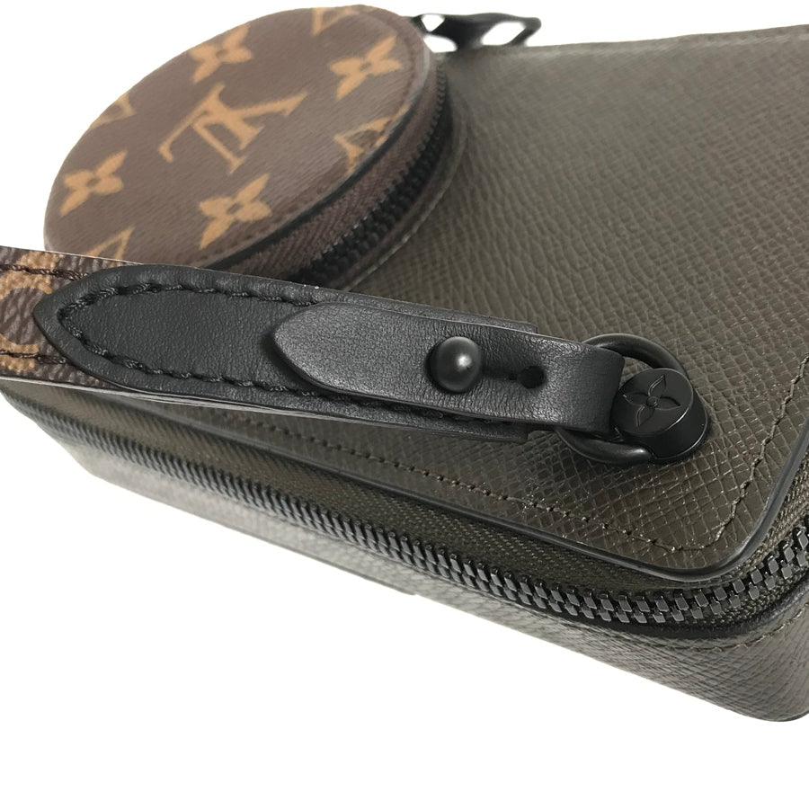 LOUIS VUITTON Taiga Monogram Phone Box M30581 Shoulder bag