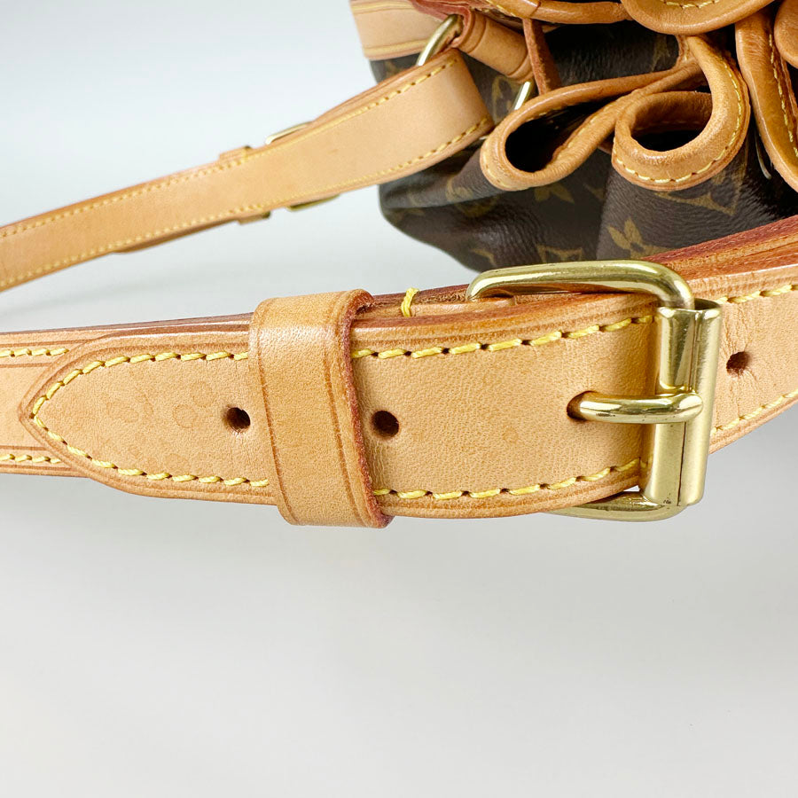 LOUIS VUITTON Monogram Noe M42224 Shoulder bag