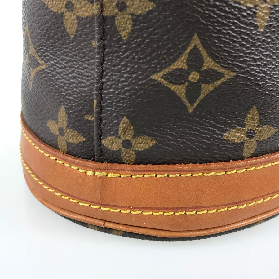 LOUIS VUITTON Monogram Petit Bucket M42238 Tote bag