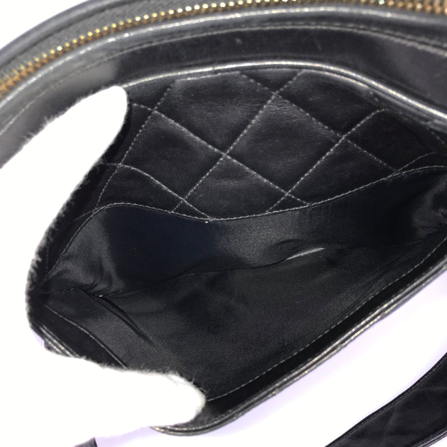 CHANEL Matelasse Shoulder bag