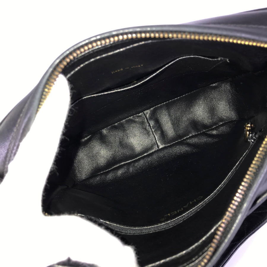 CHANEL Matelasse Shoulder bag