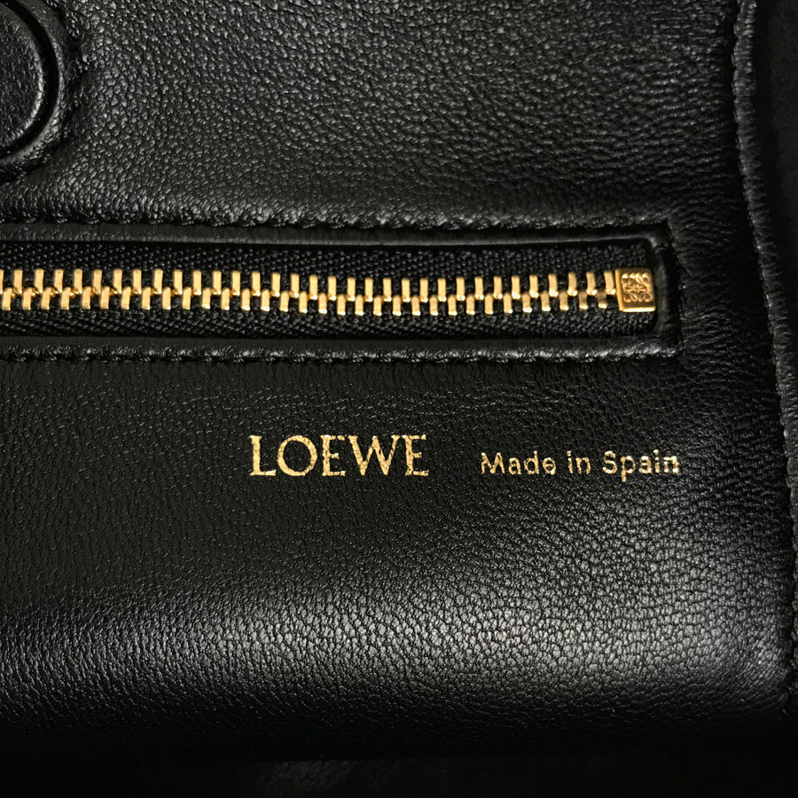 LOEWE Squeeze Back Hand bag