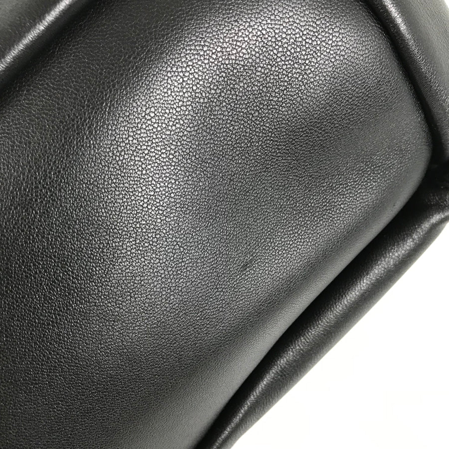 LOEWE Squeeze Back Hand bag