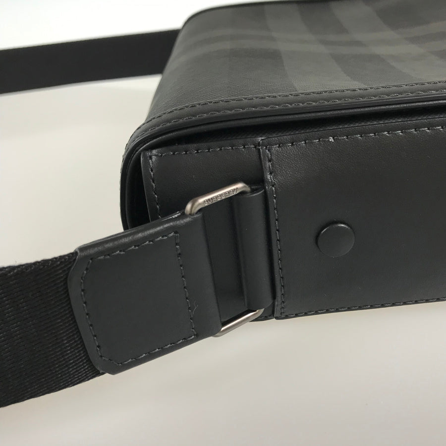 BURBERRY Shoulder bag
