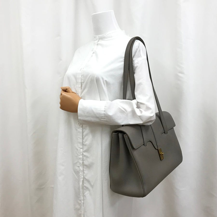 CELINE Soft 16 Sale Shoulder bag
