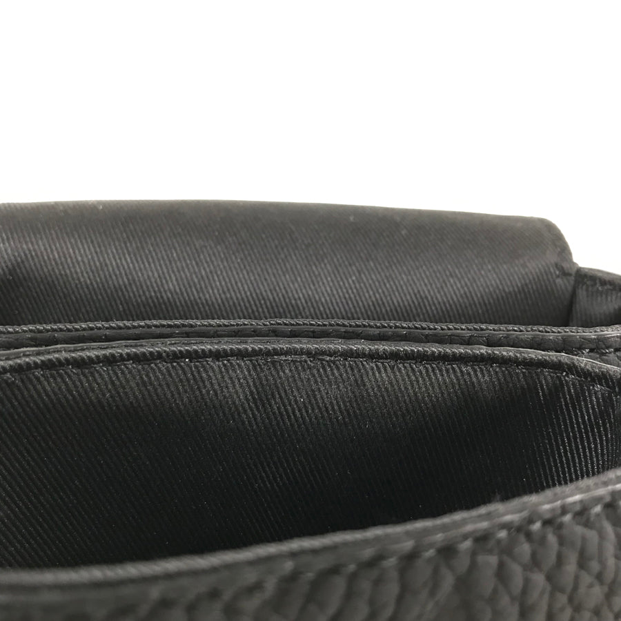 LOUIS VUITTON Taurillon Leather S Lock Vertical Wearable Wallet M81524 Shoulder bag