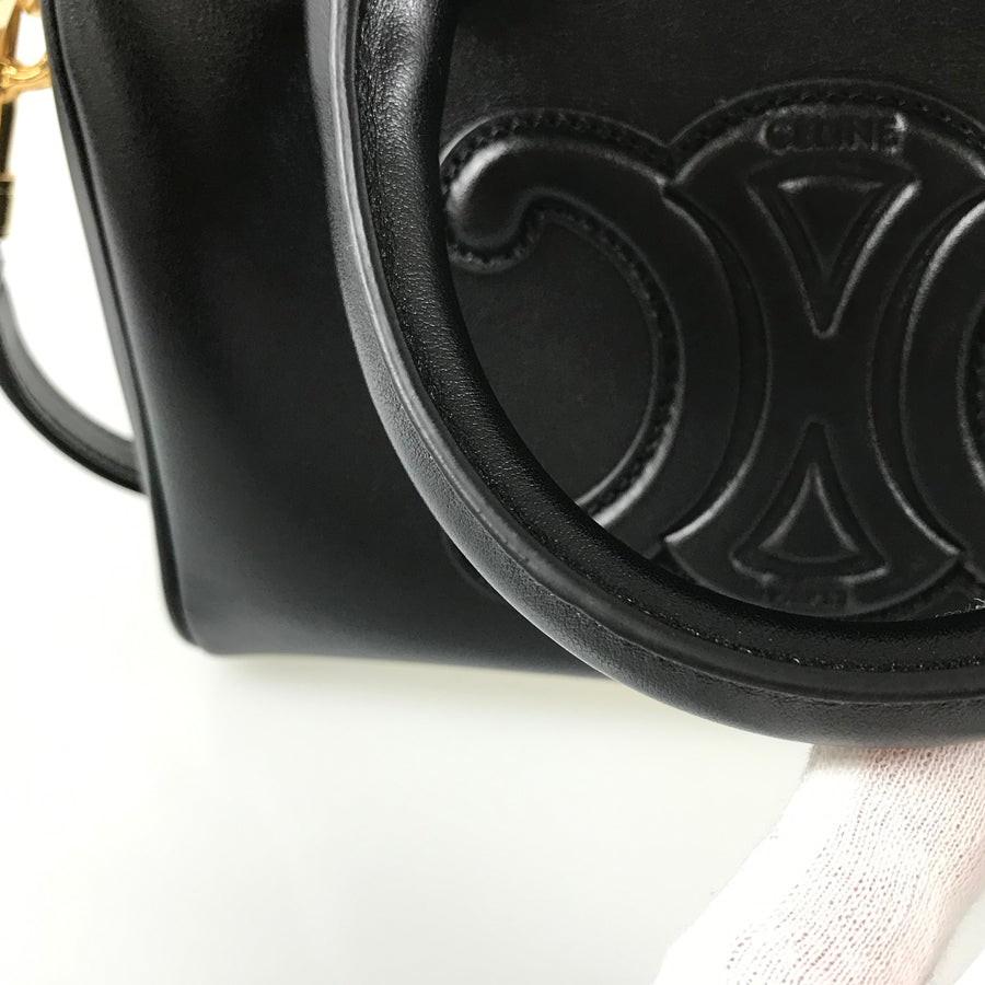 CELINE Cuir Triomphe Hand bag