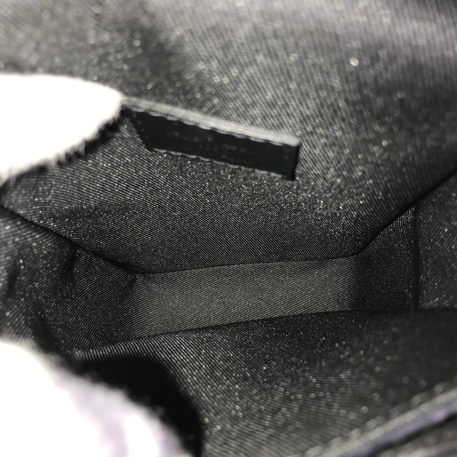 LOUIS VUITTON Taurillon Leather S Lock Vertical Wearable Wallet M81524 Shoulder bag