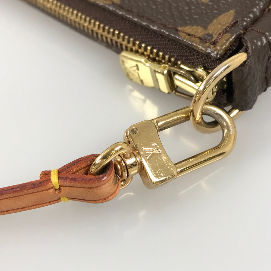 LOUIS VUITTON Monogram Pochette Accessoires M51980 Pouch