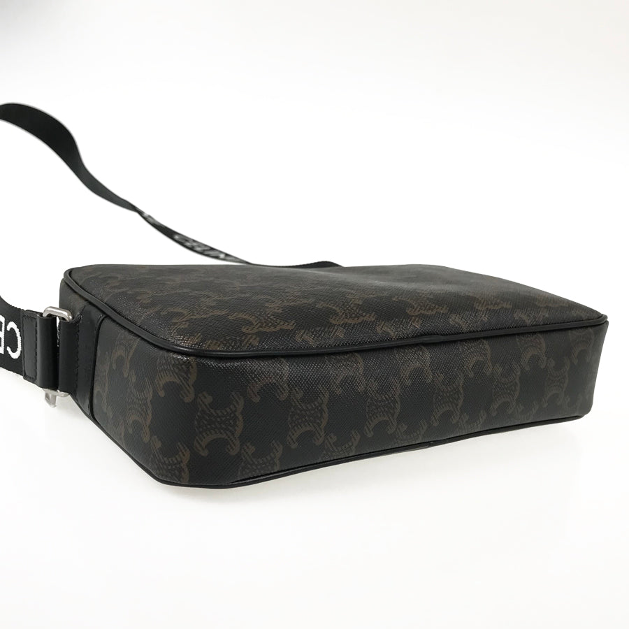 CELINE Triomphe Shoulder bag