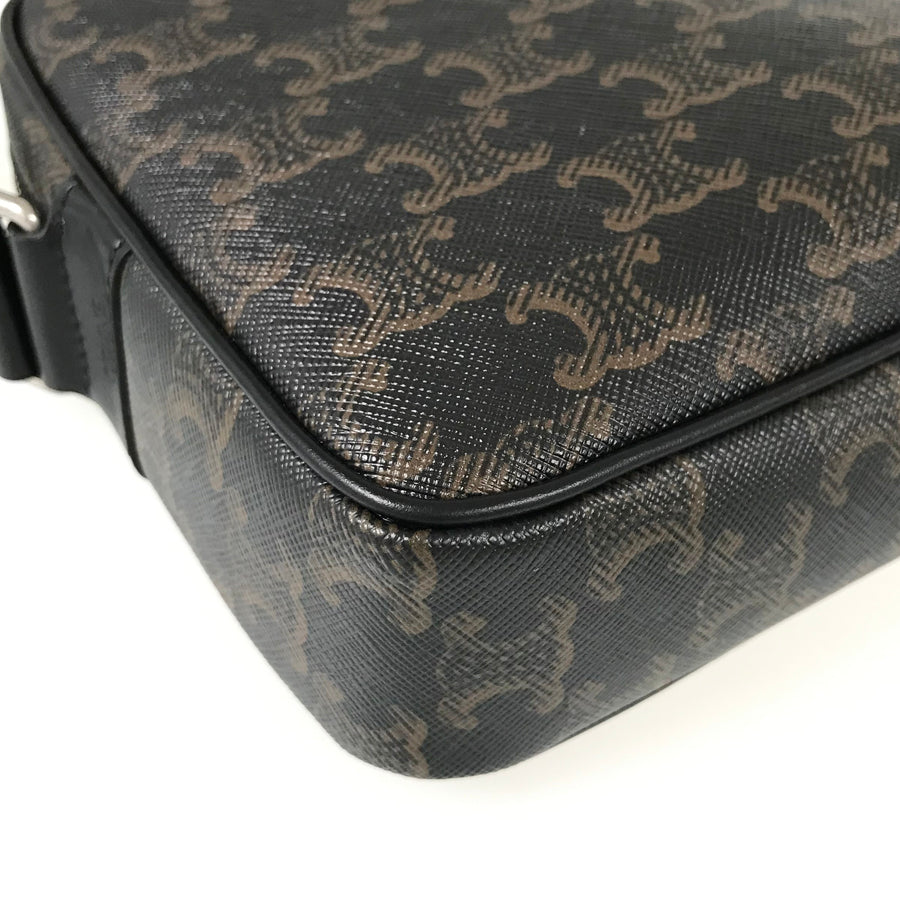 CELINE Triomphe Shoulder bag