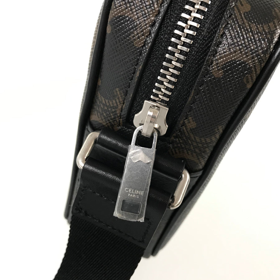 CELINE Triomphe Shoulder bag