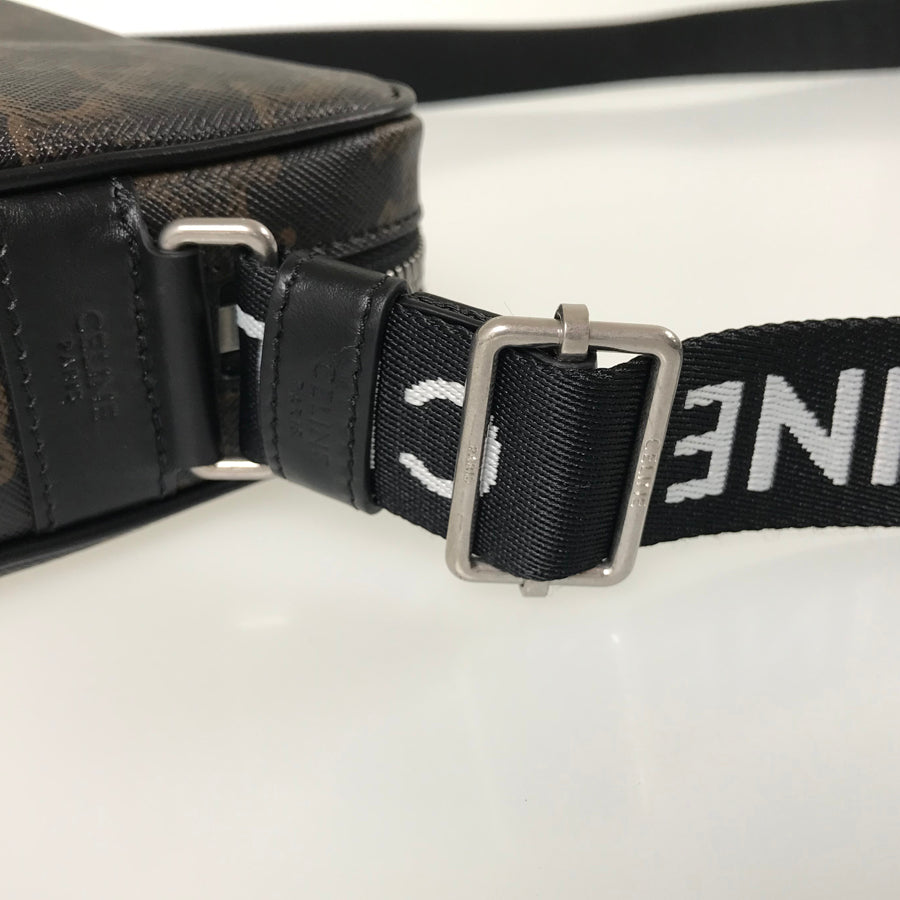CELINE Triomphe Shoulder bag