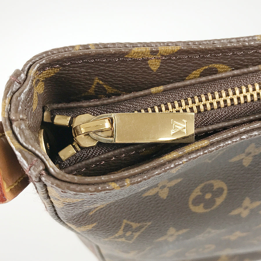 LOUIS VUITTON Monogram Looping GM M51145 Shoulder bag