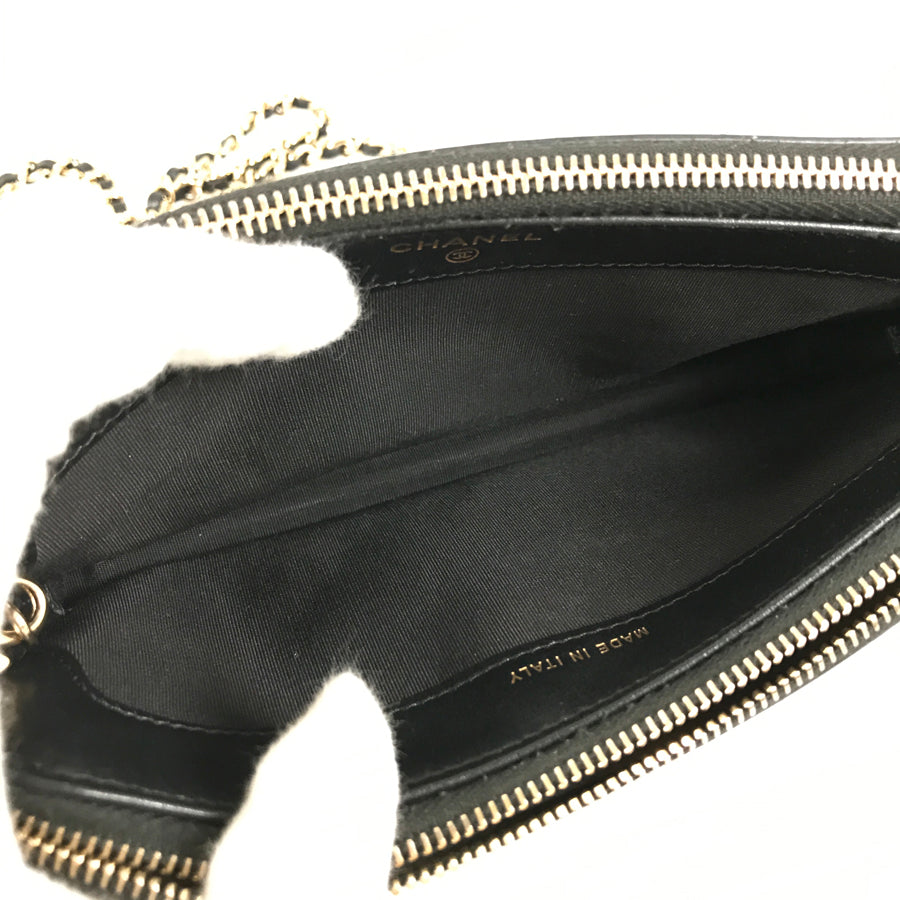 CHANEL CC Filigree Shoulder bag