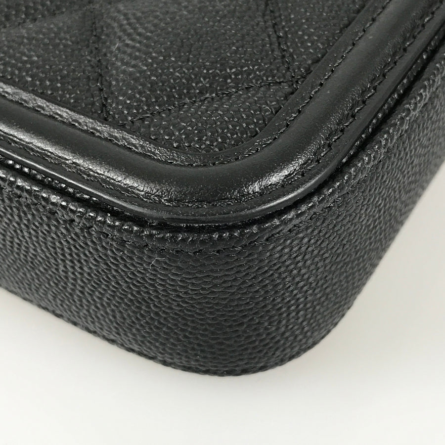 CHANEL CC Filigree Shoulder bag