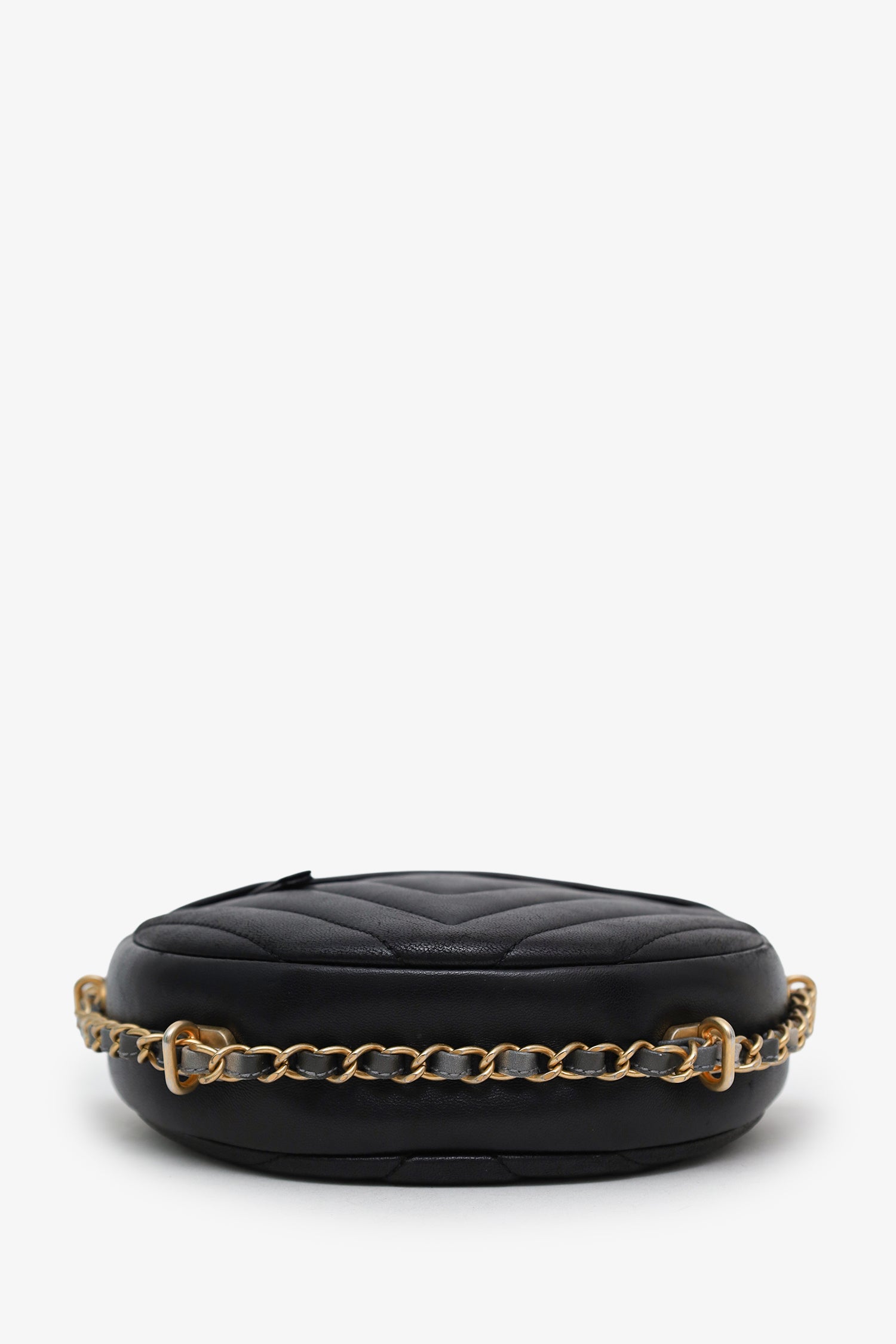 Chanel™ 2018 Black Chevron Leather Round As Earth Crossbody Bag