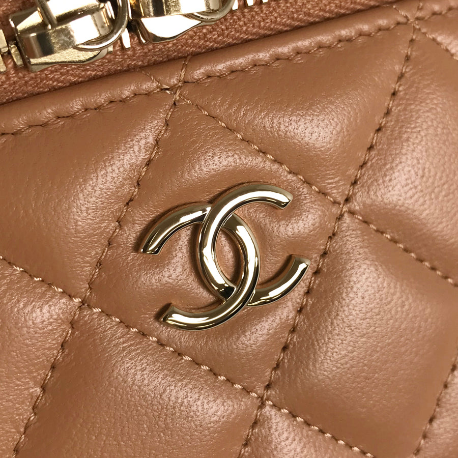 CHANEL Matelasse Shoulder bag