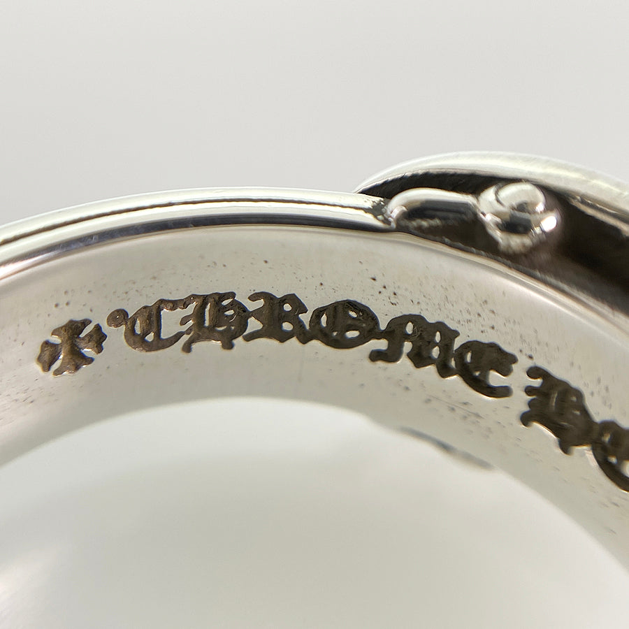 CHROME HEARTS Belted Oval Ring