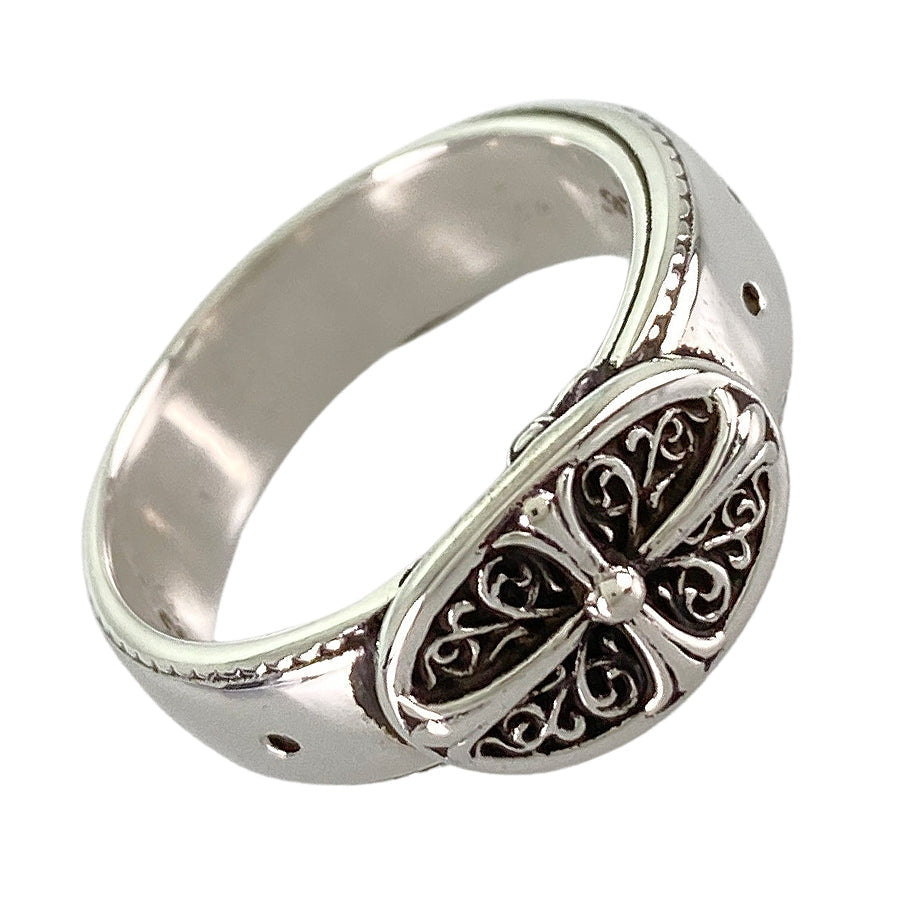 CHROME HEARTS Belted Oval Ring