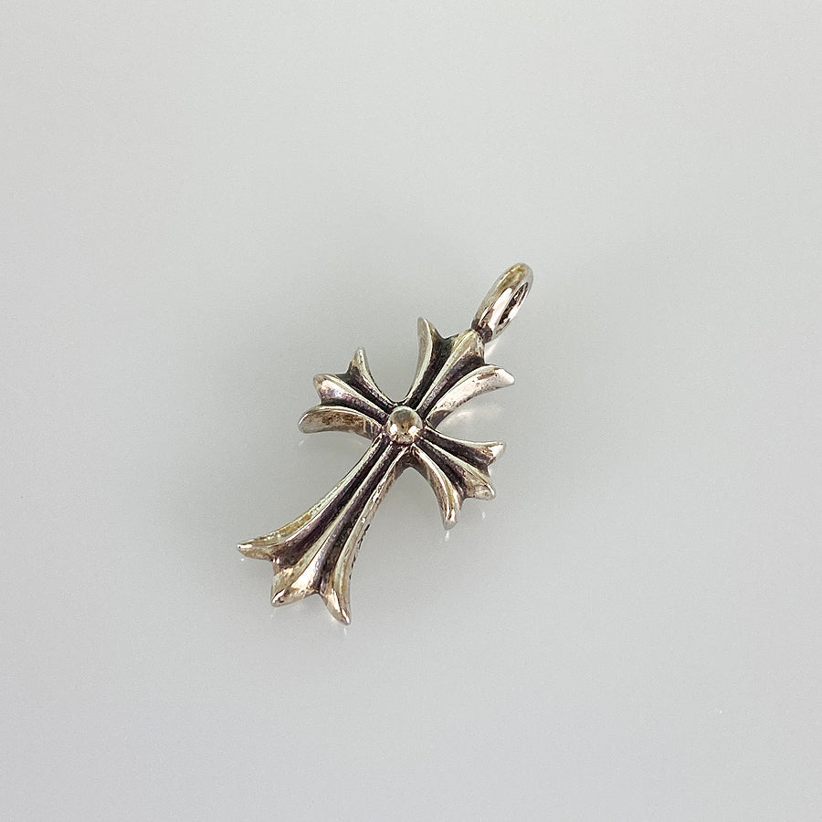 CHROME HEARTS Tiny CH Plus Charm Pendant top